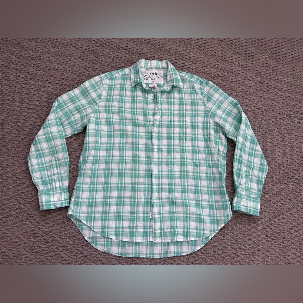 Frank & Eileen Relaxed Button-Up Shirt
Mint Green Plaid
Woven In Italy
Small - Picture 2 of 12